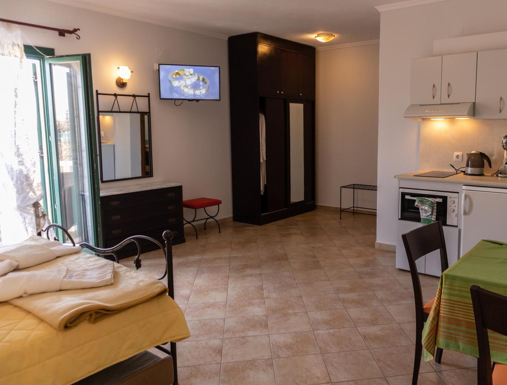 Dilina Studios Arkasa Room photo