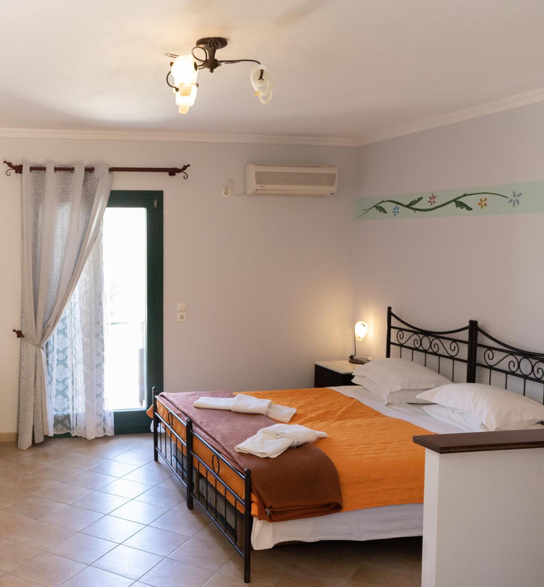 Dilina Studios Arkasa Room photo